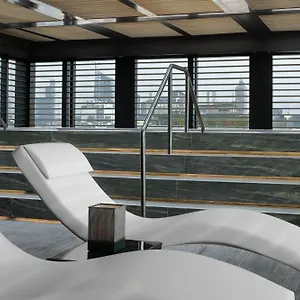 Hotel Armani *****
